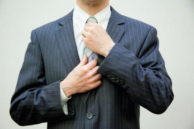 Simple way you can tell whether a man is wearing a bad suit